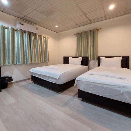 Chaiwat Hostel Bangkok Luaran gambar