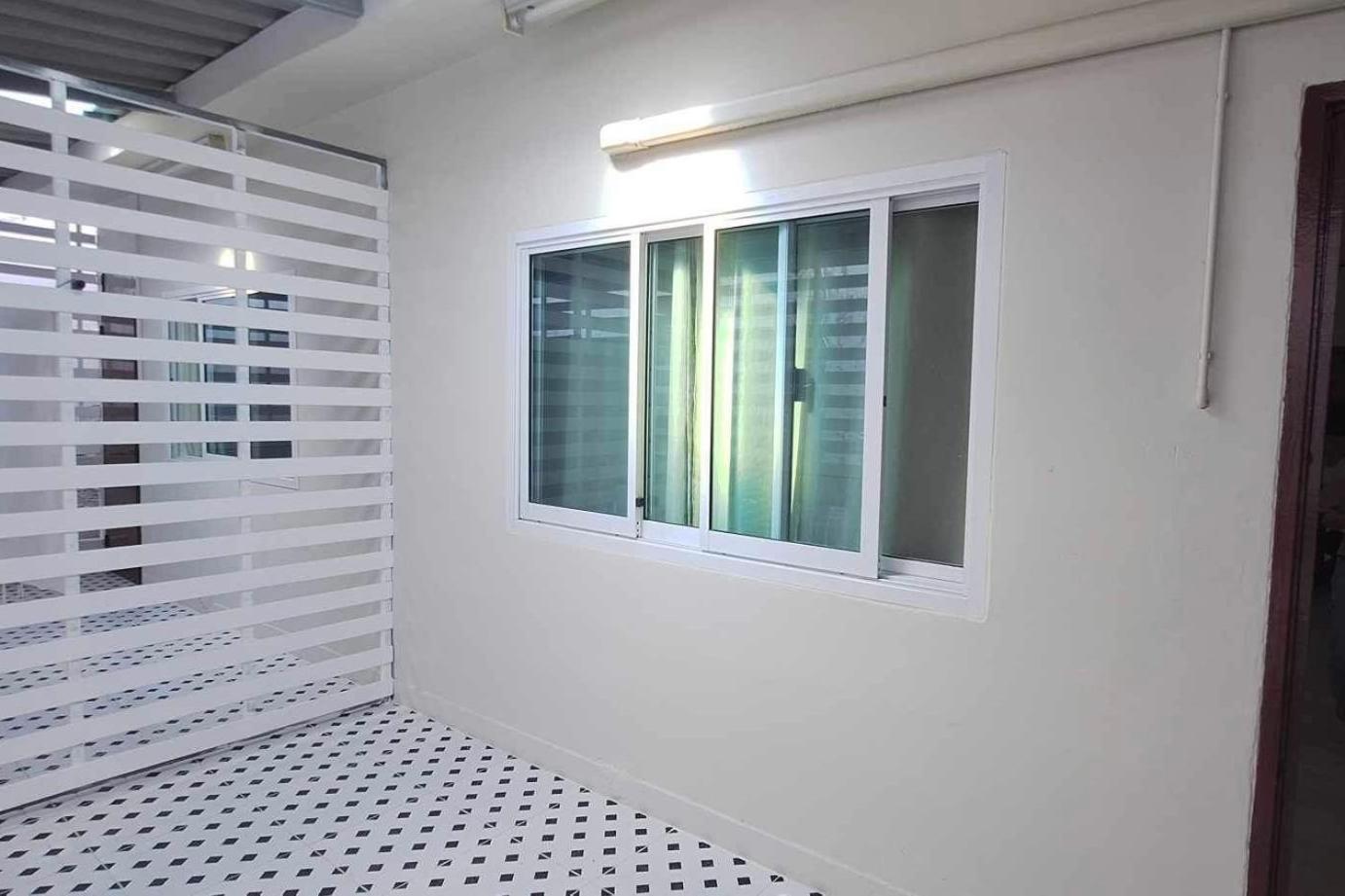 Chaiwat Hostel Bangkok Luaran gambar