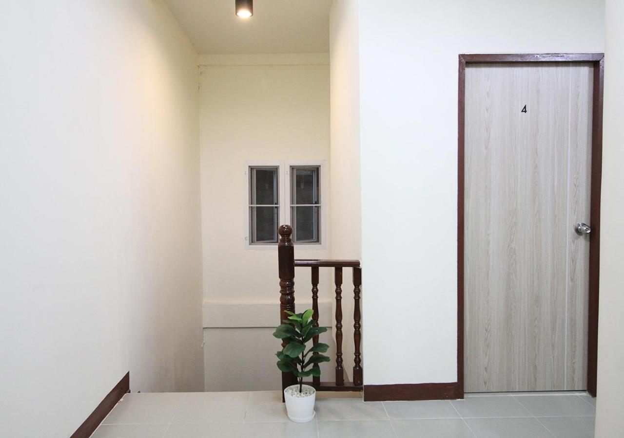 Chaiwat Hostel Bangkok Luaran gambar