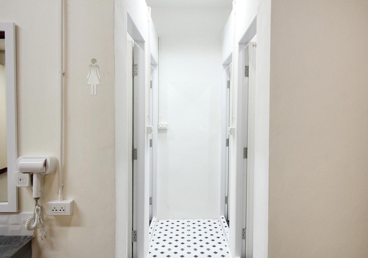 Chaiwat Hostel Bangkok Luaran gambar