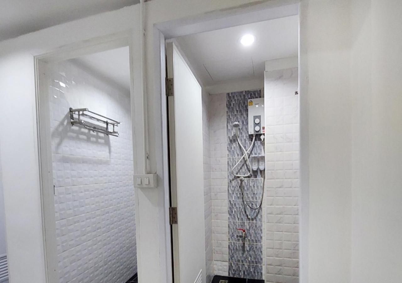 Chaiwat Hostel Bangkok Luaran gambar