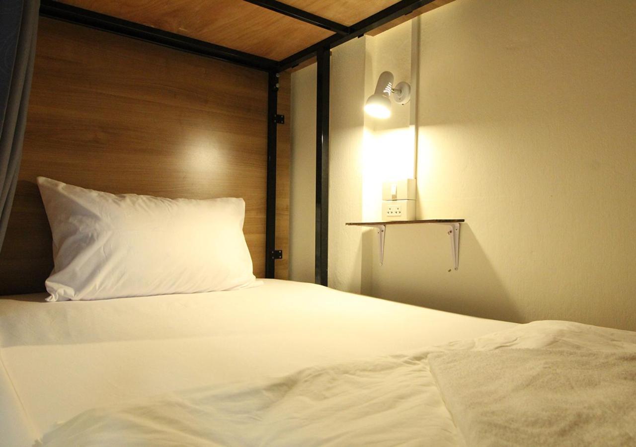 Chaiwat Hostel Bangkok Luaran gambar