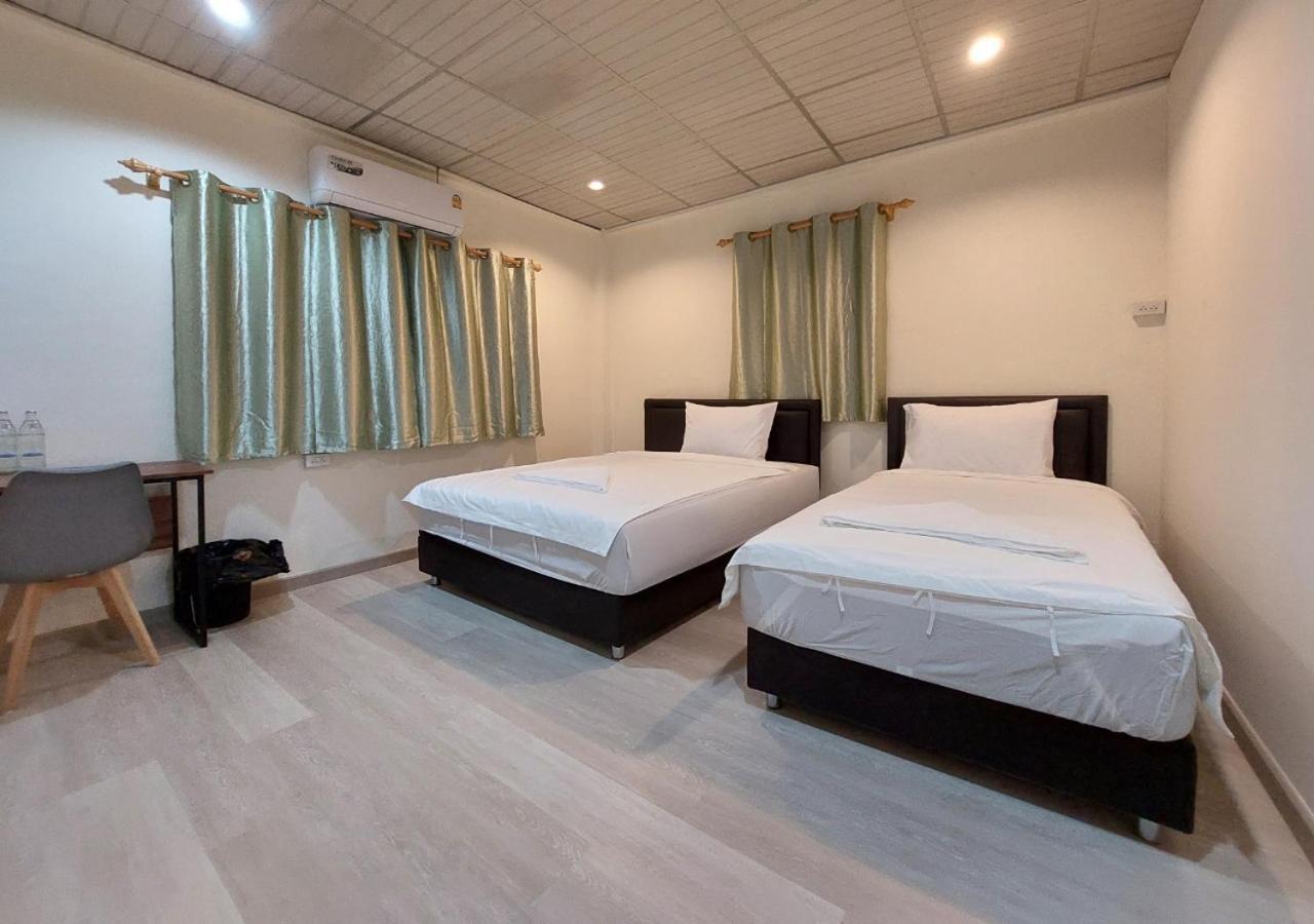 Chaiwat Hostel Bangkok Luaran gambar