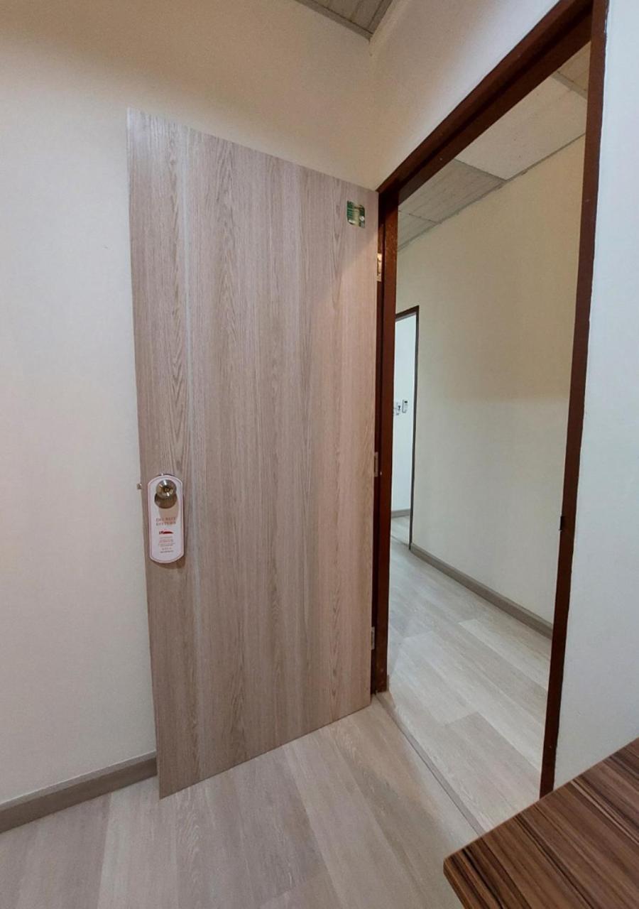 Chaiwat Hostel Bangkok Luaran gambar